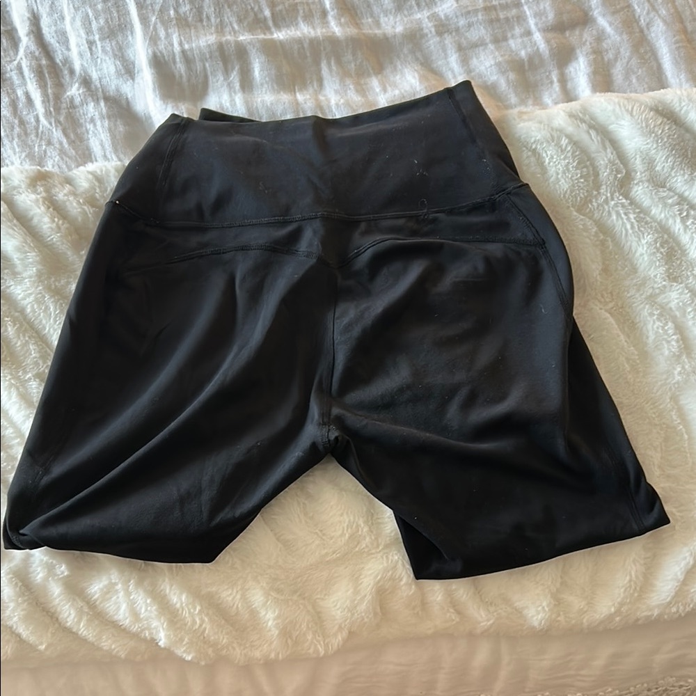 Black Women's Fabletics leggings